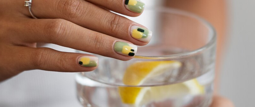 El Impacto de la Hidratación en la Salud de las Uñas