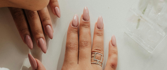Pasos y tips para esculpir uñas de Gel UV