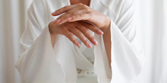 La Manicura Natural: Belleza y Salud en Armonía